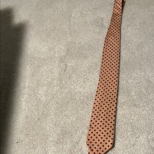 Elegant Orange Patterned Tie